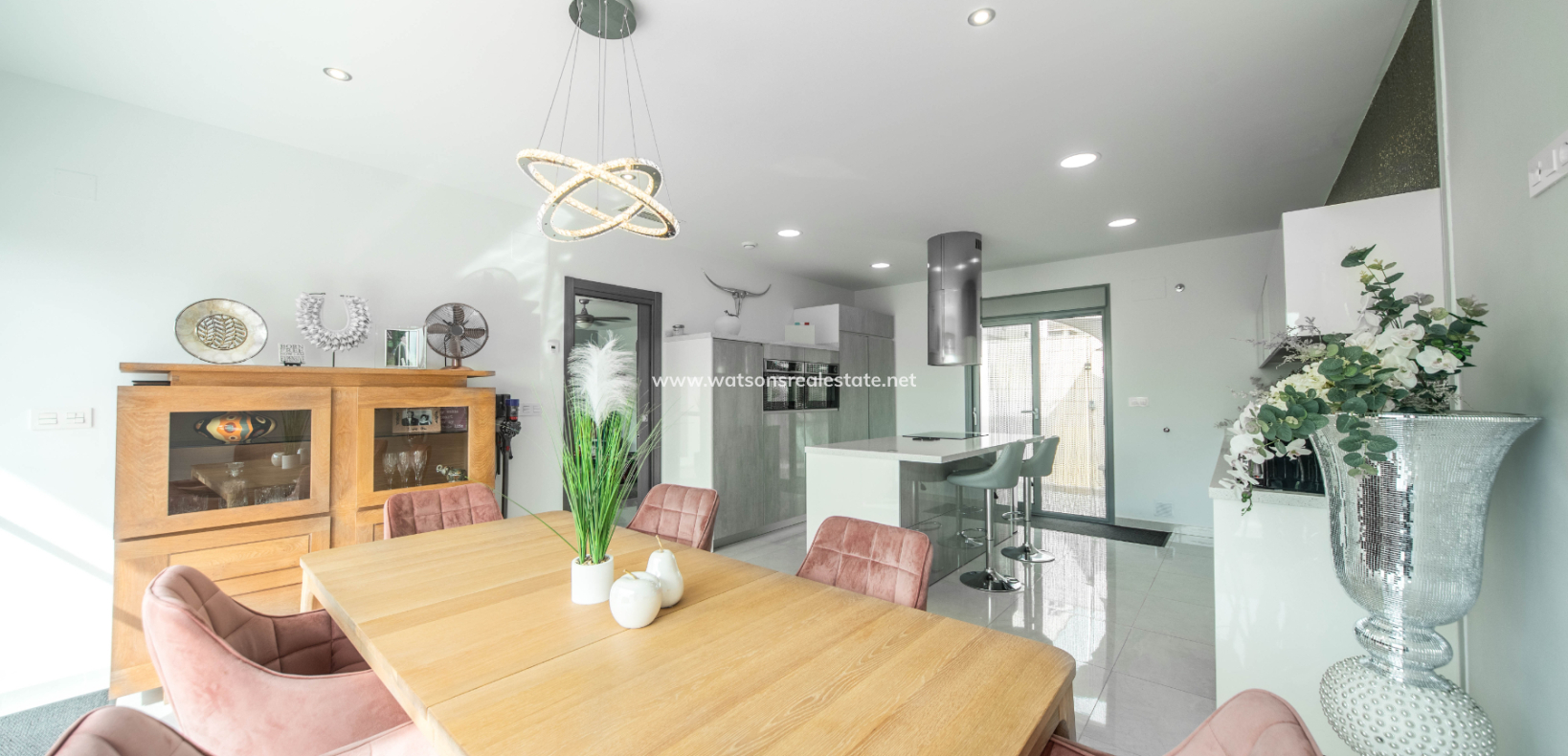 Resale - Fristaende Villa - Urb. El Oasis - La Marina