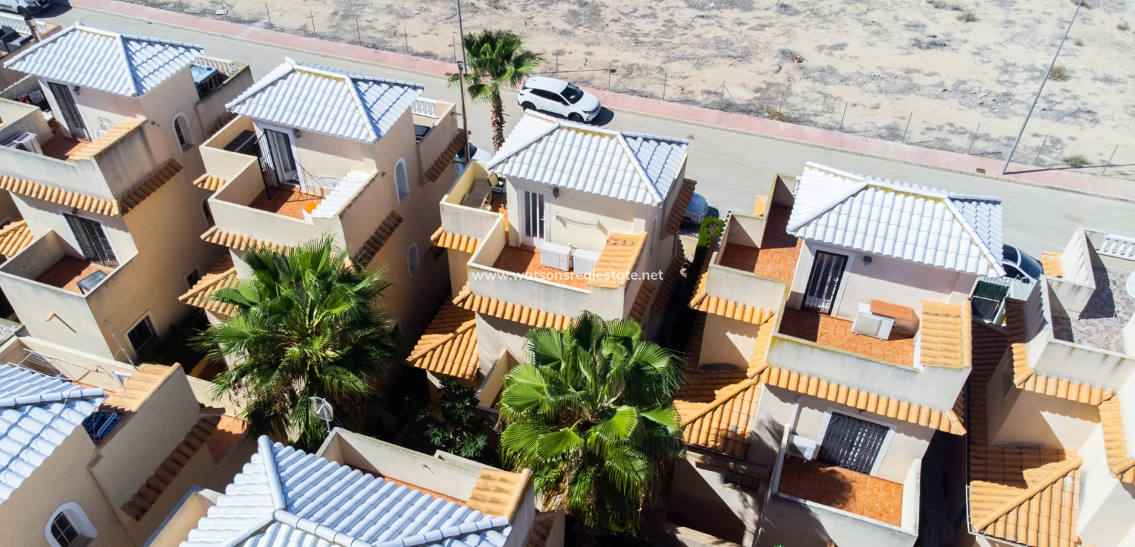 Resale - Fristaende Villa - Urb. El Oasis - La Marina