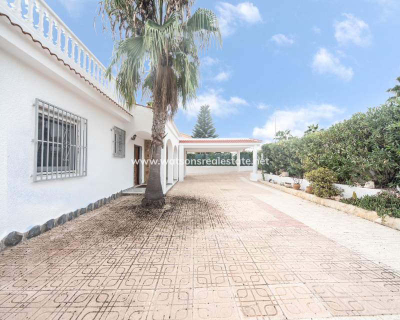 Resale - Fristaende Villa - Urb. La Escuera