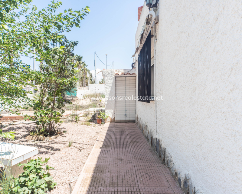 Resale - Fristaende Villa - Urb. La Escuera
