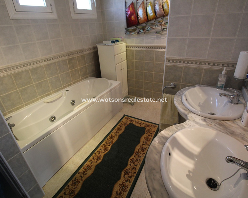 Resale - Fristaende Villa - Urb. La Marina