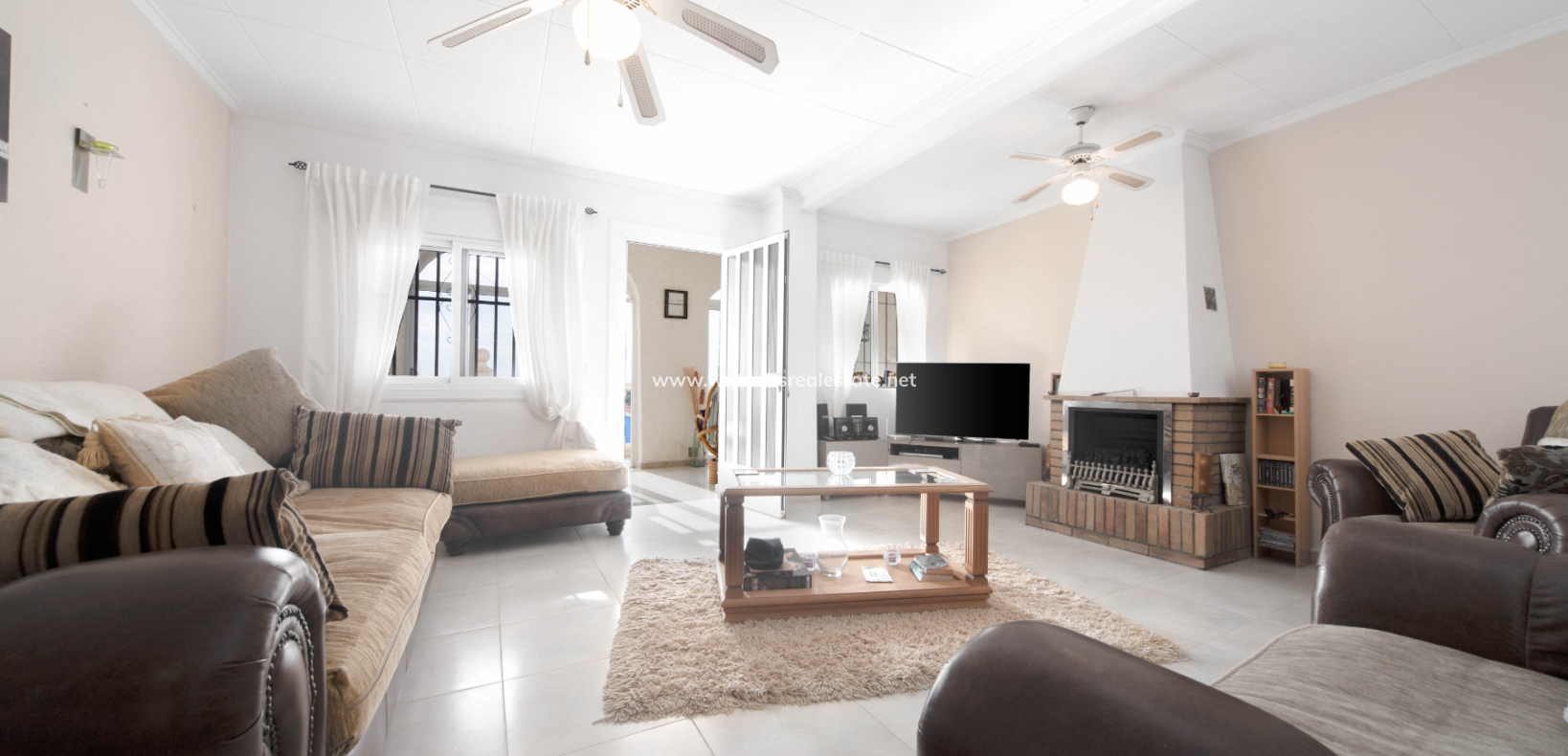 Resale - Fristaende Villa - Urb. La Marina