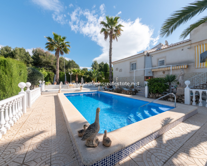 Resale - Fristaende Villa - Urb. La Marina