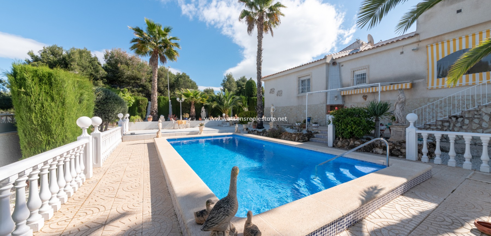 Resale - Fristaende Villa - Urb. La Marina