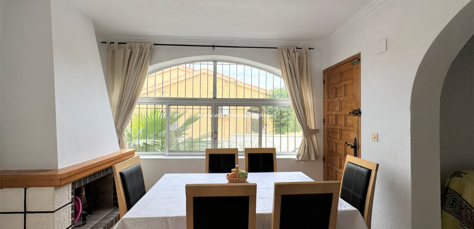 Resale - Fristaende Villa - Urb. La Marina