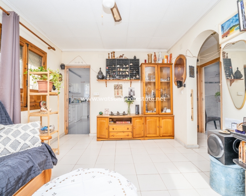 Resale - Fristaende Villa - Urb. La Marina