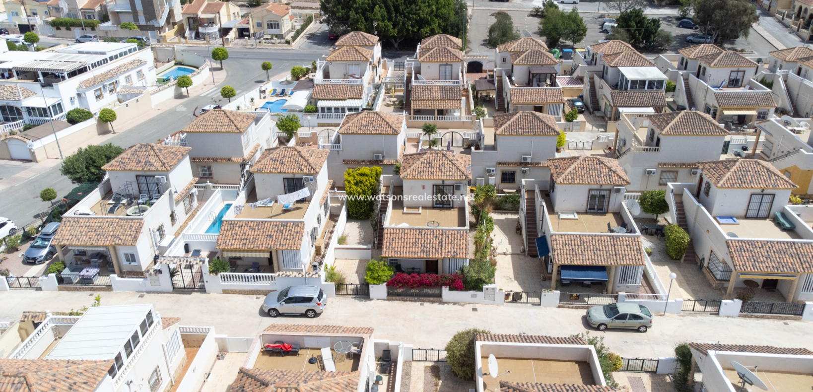 Resale - Fristaende Villa - Urb. La Marina