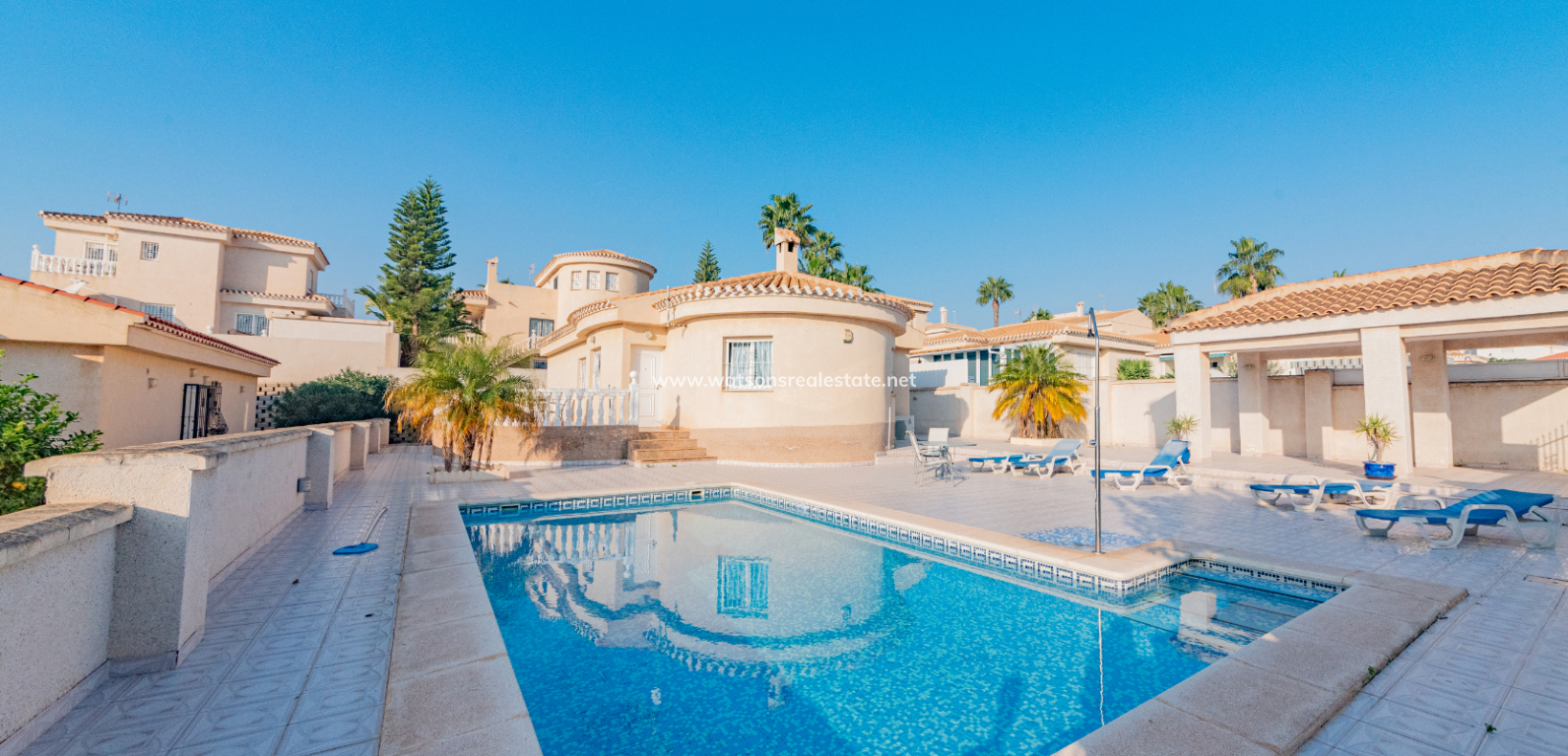 Resale - Fristaende Villa - Urb. La Marina