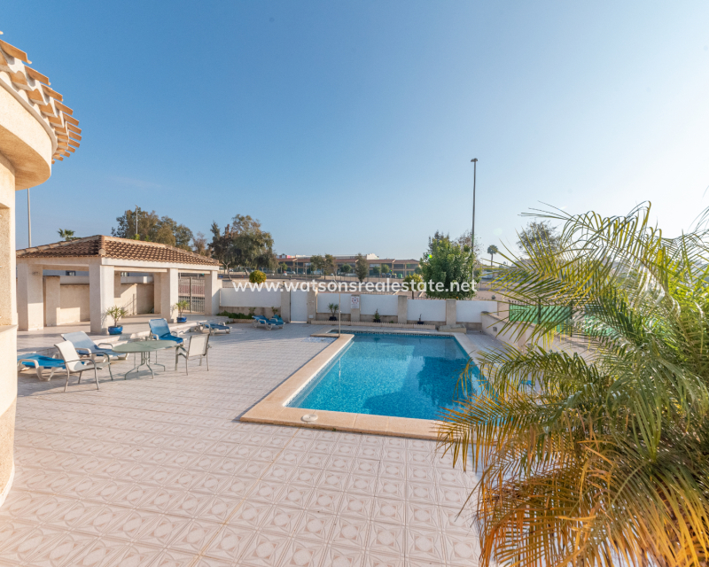 Resale - Fristaende Villa - Urb. La Marina