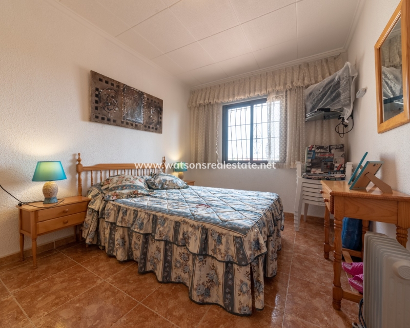 Resale - Fristaende Villa - Urb. La Marina