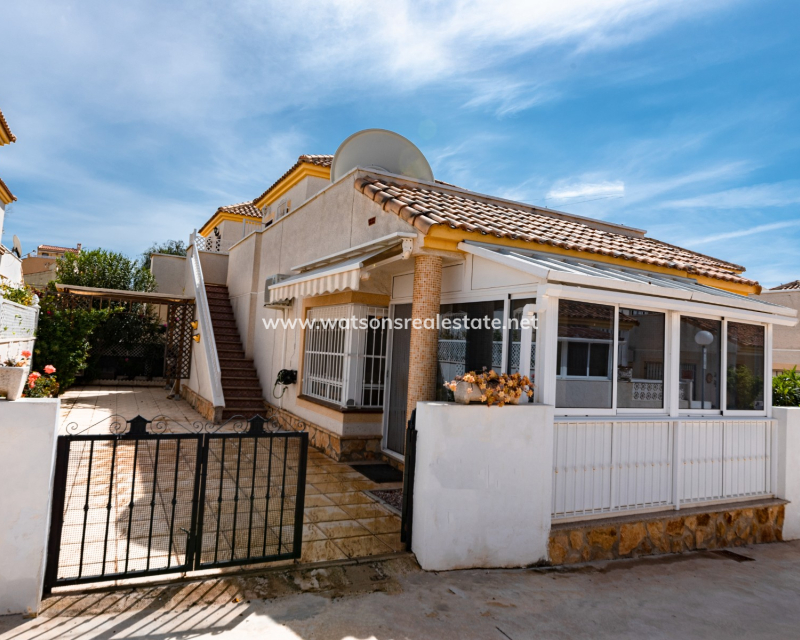 Resale - Fristaende Villa - Urb. La Marina
