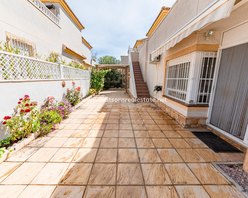 Resale - Fristaende Villa - Urb. La Marina