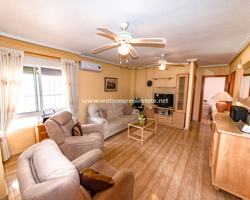 Resale - Fristaende Villa - Urb. La Marina