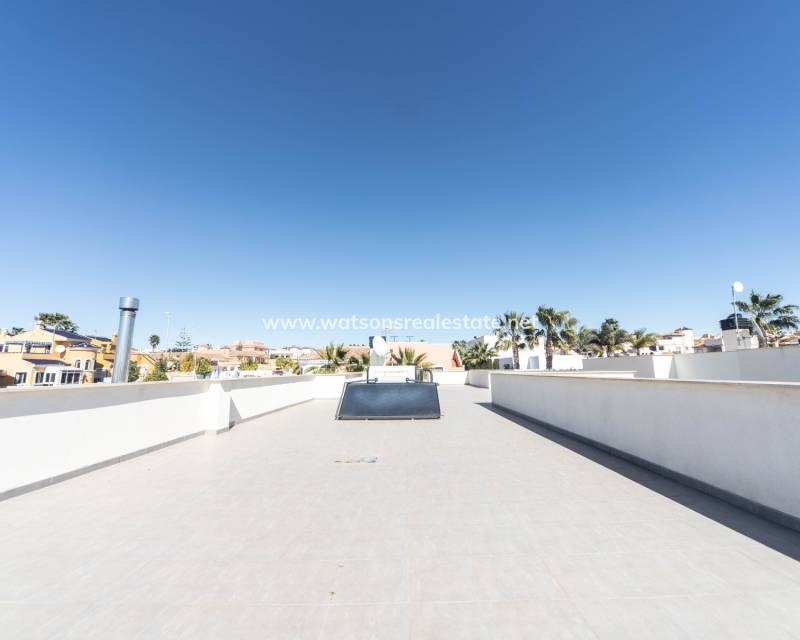 Resale - Fristaende Villa - Urb. La Marina
