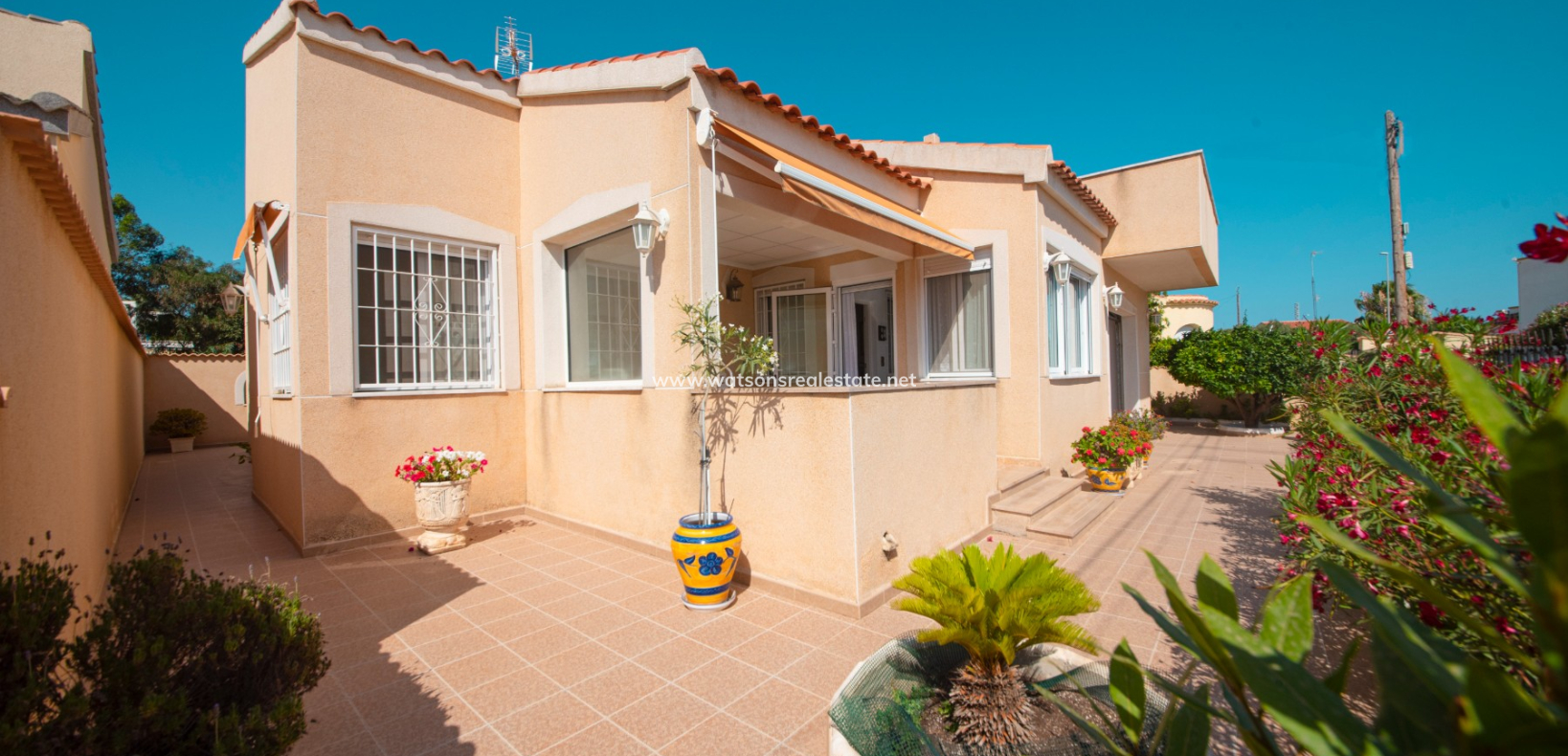 Resale - Fristaende Villa - Urb. La Marina