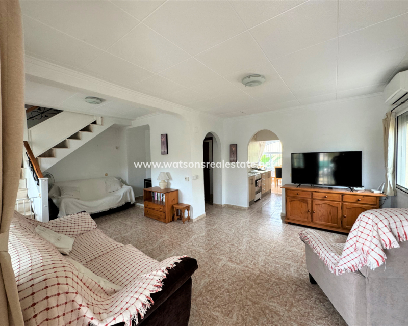 Resale - Fristaende Villa - Urb. La Marina