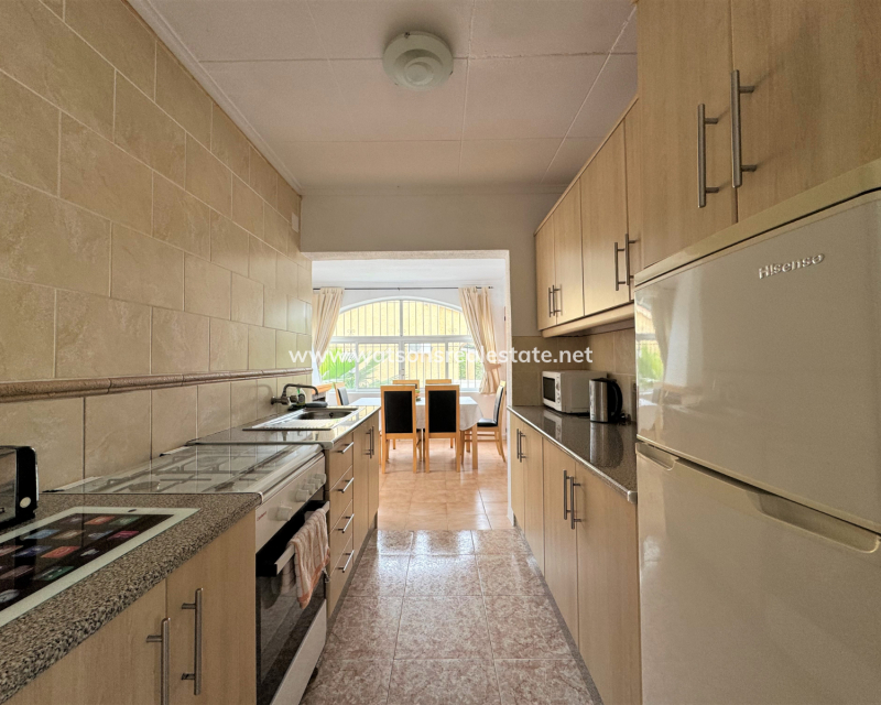 Resale - Fristaende Villa - Urb. La Marina