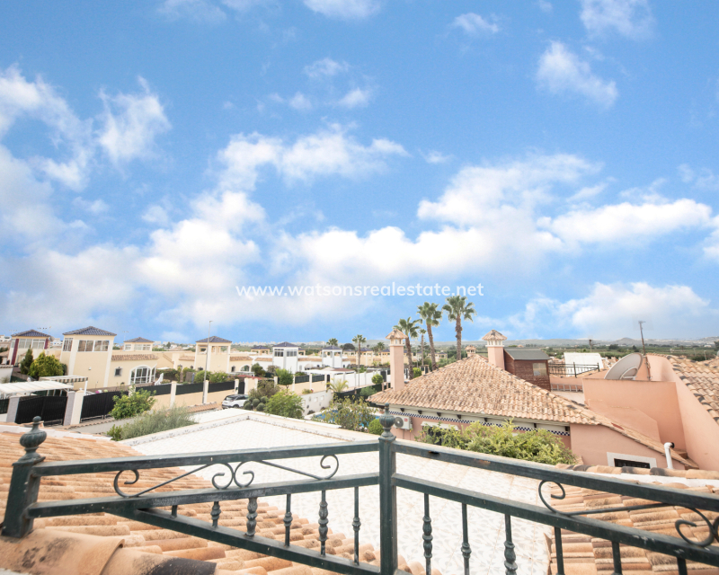 Resale - Fristaende Villa - Urb. La Marina
