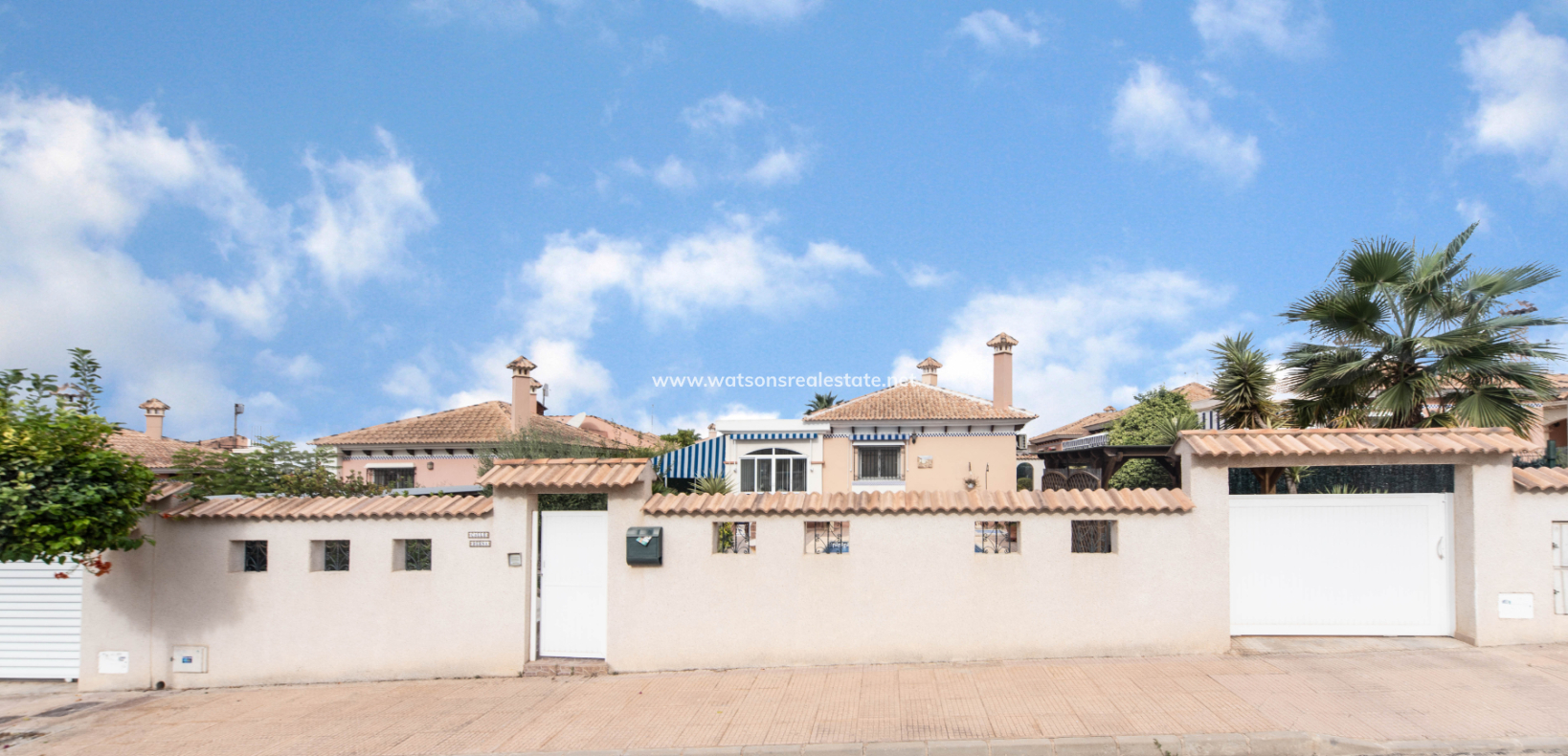 Resale - Fristaende Villa - Urb. La Marina