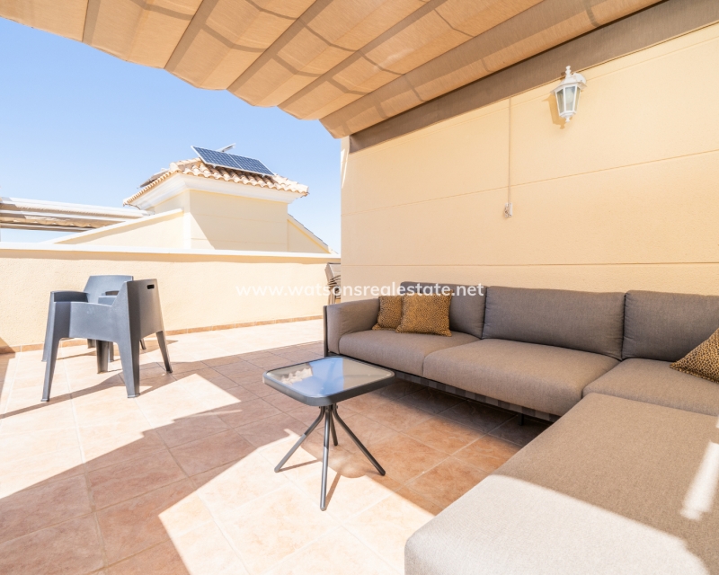 Resale - Fristaende Villa - Urb. La Marina