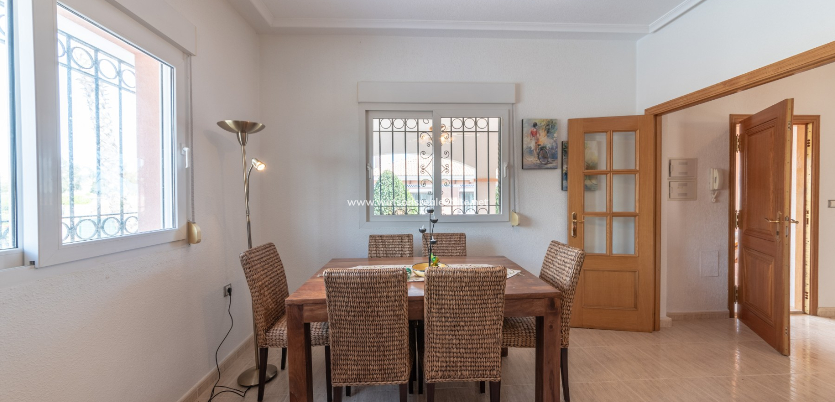 Resale - Fristaende Villa - Urb. La Marina