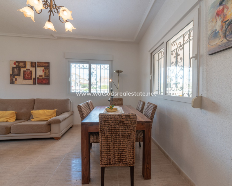 Resale - Fristaende Villa - Urb. La Marina