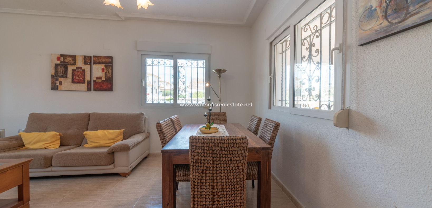 Resale - Fristaende Villa - Urb. La Marina