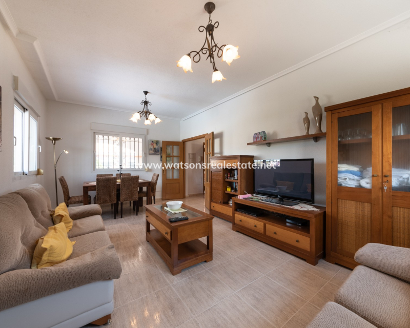 Resale - Fristaende Villa - Urb. La Marina