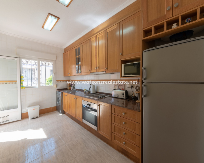 Resale - Fristaende Villa - Urb. La Marina