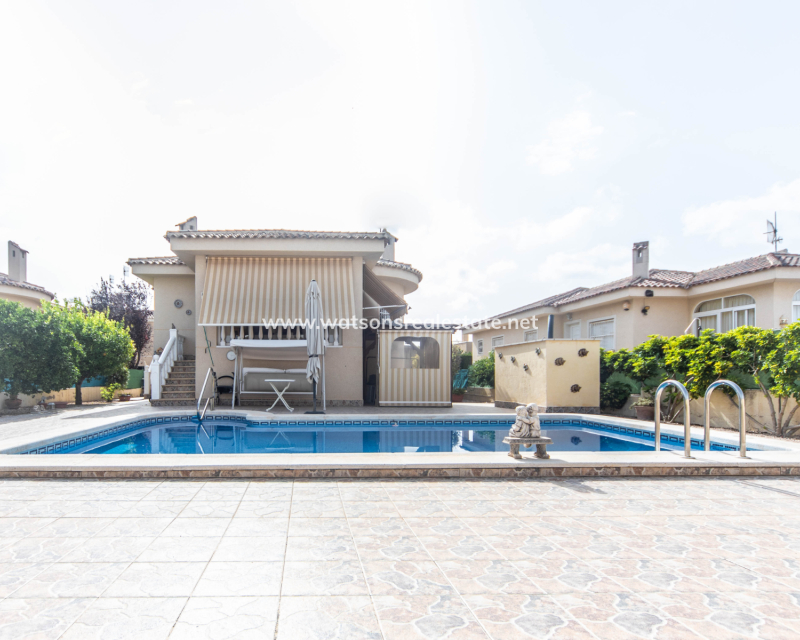 Resale - Fristaende Villa - Urb. La Marina