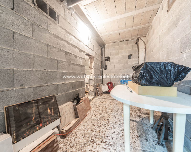 Resale - Fristaende Villa - Urb. La Marina