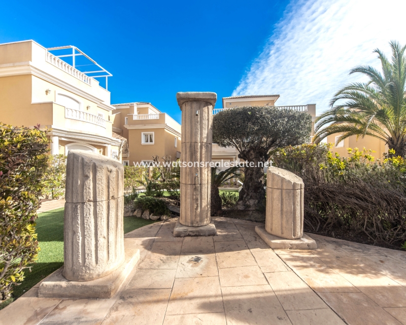 Resale - Fristaende Villa - Urb. La Marina