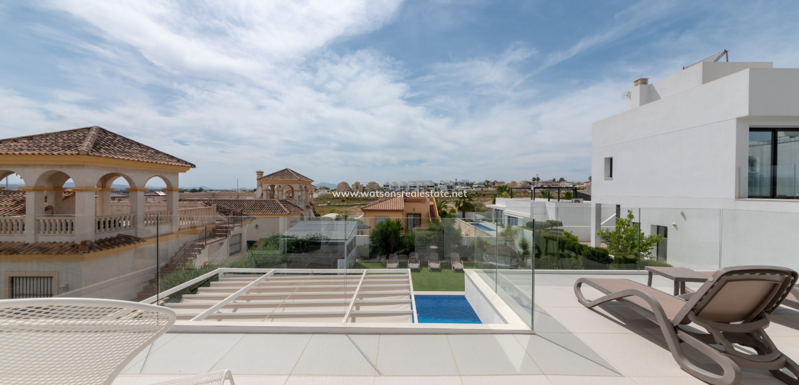 Resale - Fristaende Villa - Urb. La Marina