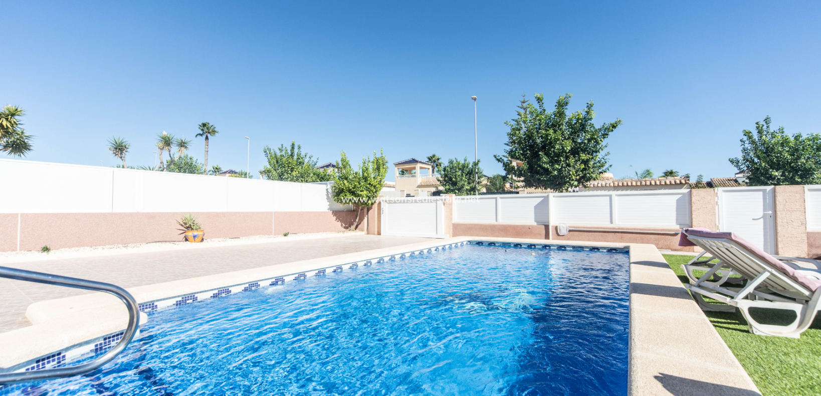 Resale - Fristaende Villa - Urb. La Marina