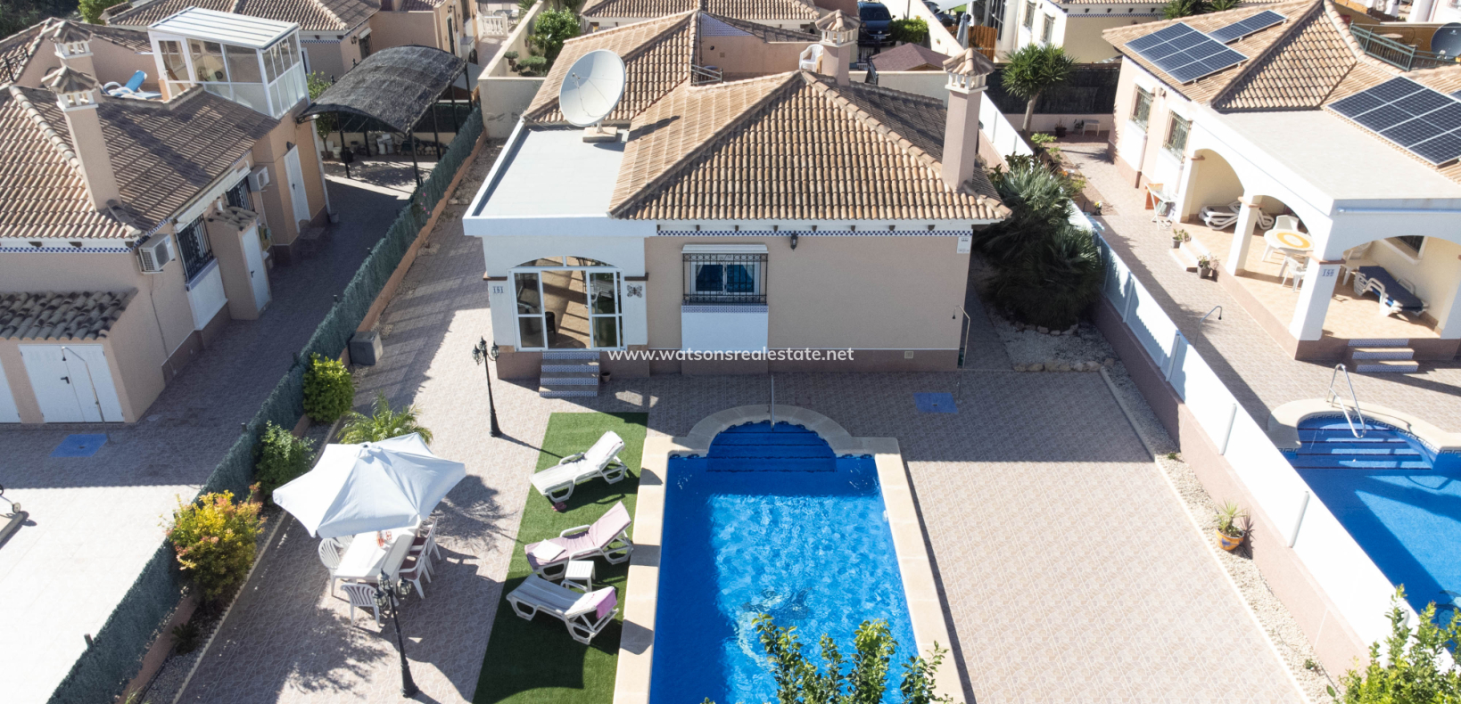 Resale - Fristaende Villa - Urb. La Marina