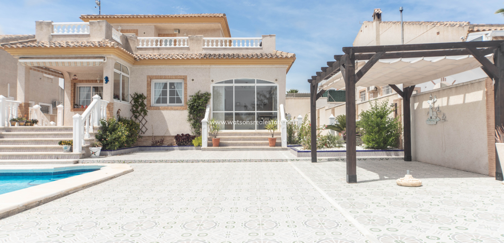 Resale - Fristaende Villa - Urb. La Marina