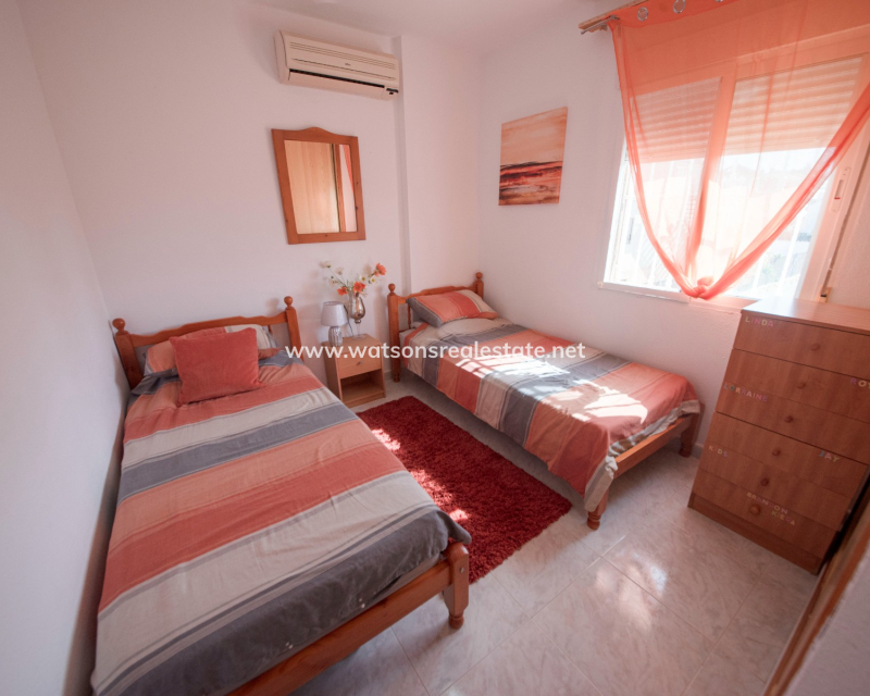 Resale - Fristaende Villa - Urb. La Marina