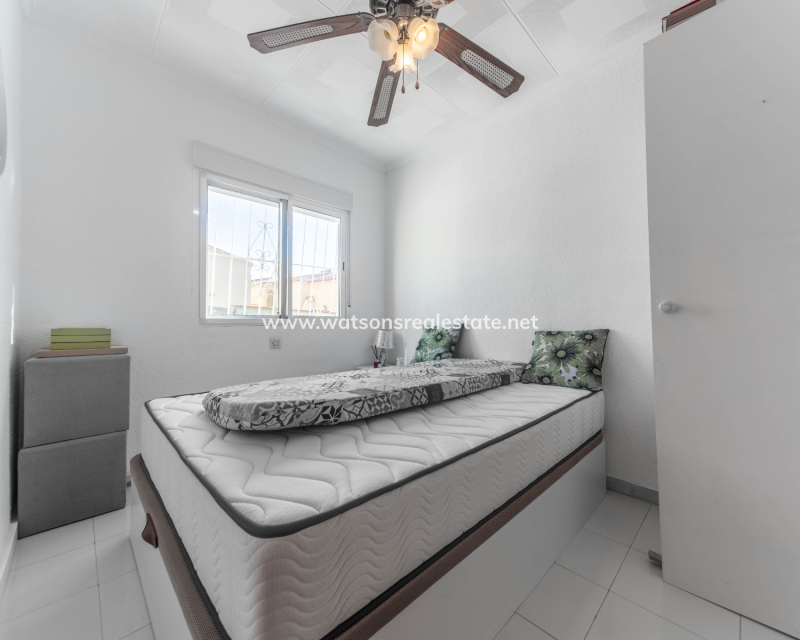 Resale - Fristaende Villa - Urb. La Marina