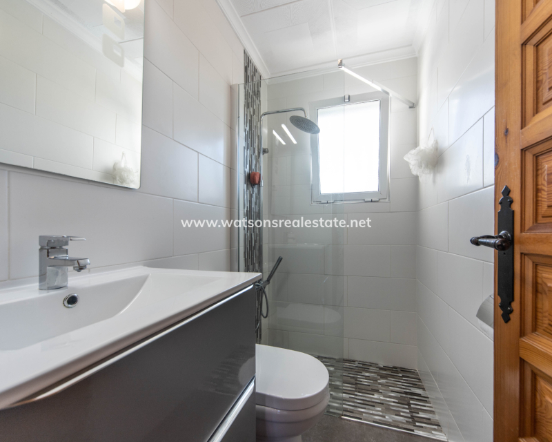 Resale - Fristaende Villa - Urb. La Marina