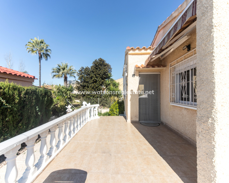 Resale - Fristaende Villa - Urb. La Marina