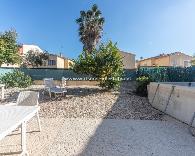 Resale - Fristaende Villa - Urb. La Marina