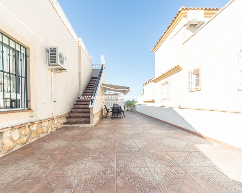 Resale - Fristaende Villa - Urb. La Marina