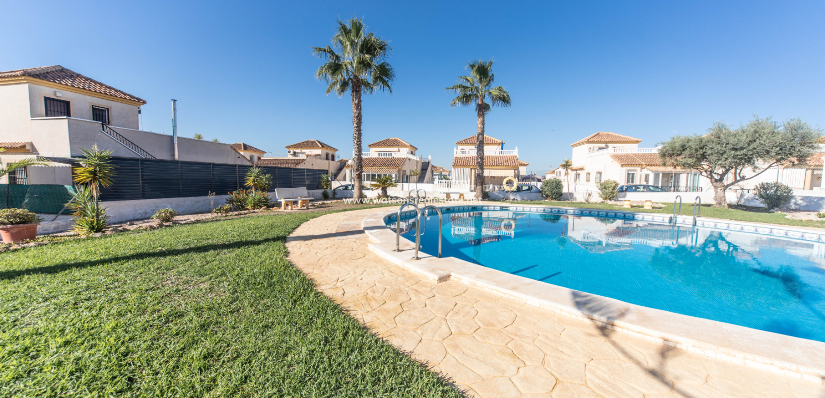 Resale - Fristaende Villa - Urb. La Marina