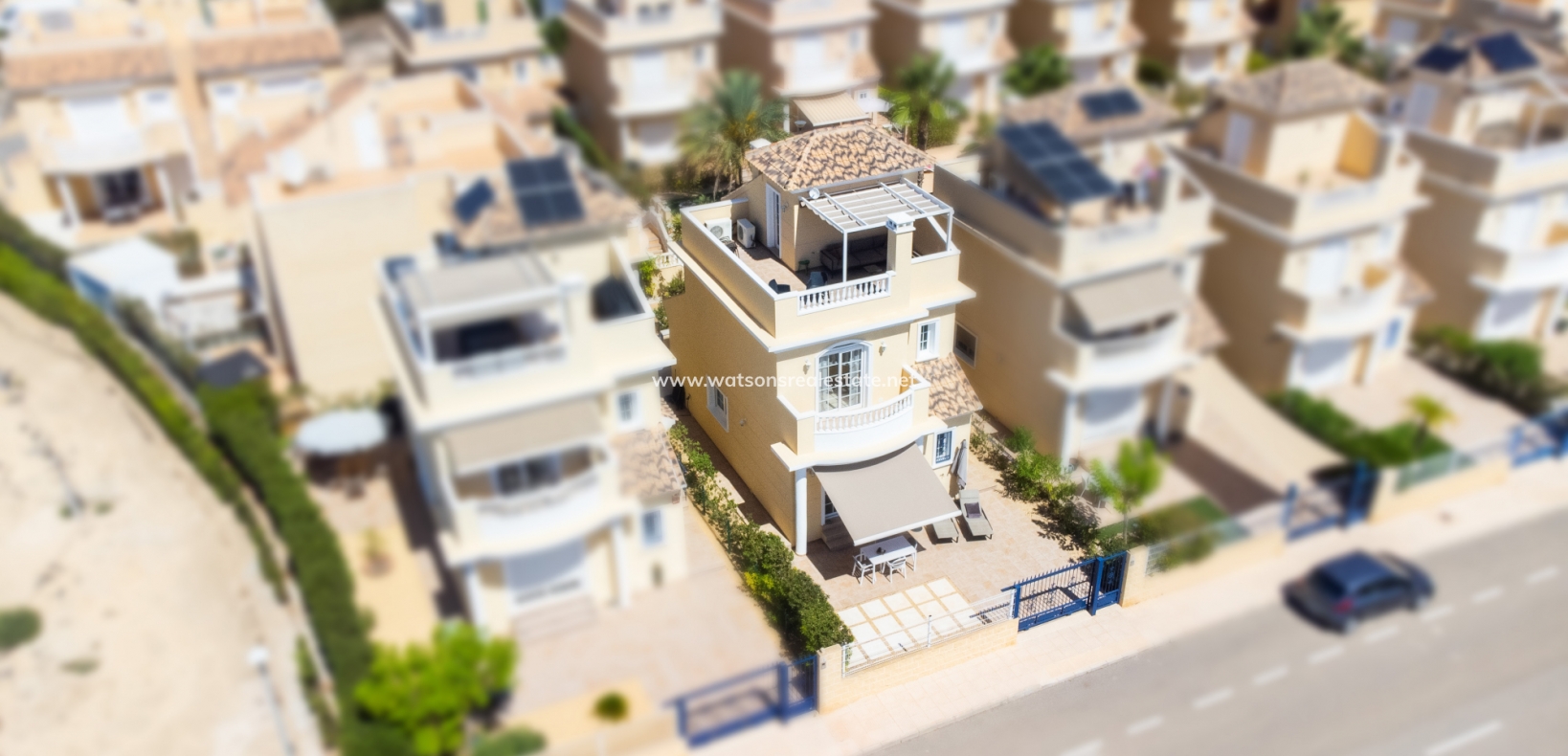 Resale - Fristaende Villa - Urb. La Marina