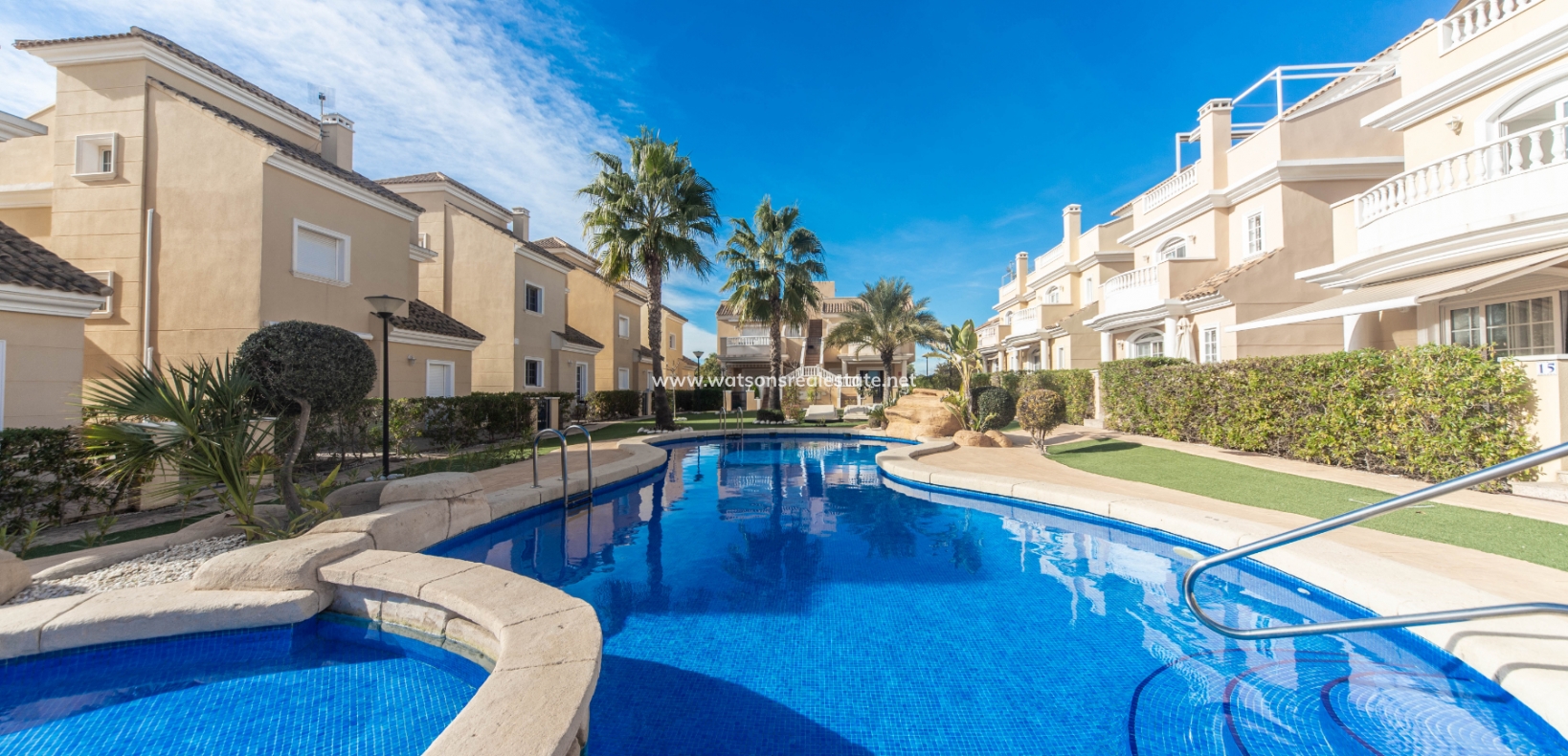 Resale - Fristaende Villa - Urb. La Marina