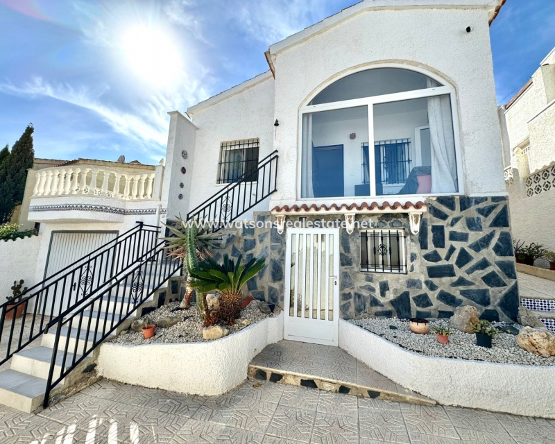 Resale - Fristaende Villa - Urb. La Marina