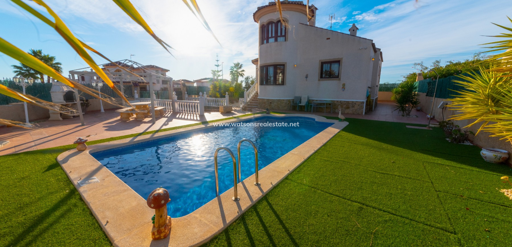 Resale - Fristaende Villa - Urb. La Marina