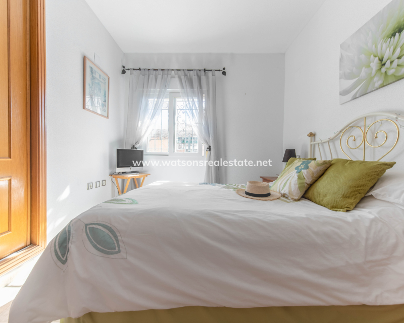Resale - Fristaende Villa - Urb. La Marina