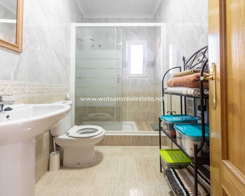 Resale - Fristaende Villa - Urb. La Marina