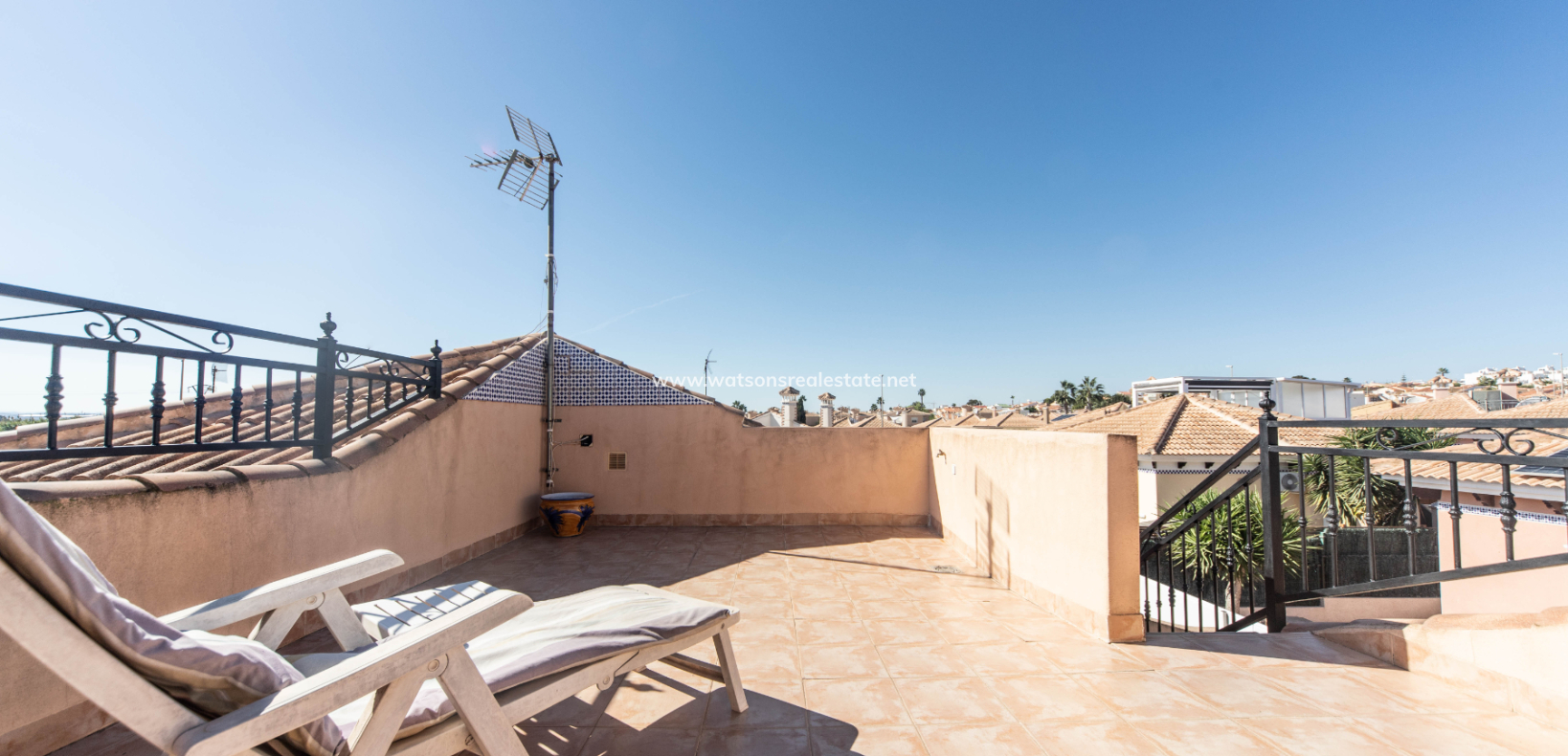 Resale - Fristaende Villa - Urb. La Marina
